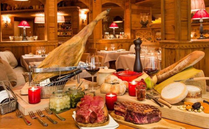 Hotel Alpen Ruitor, Meribel, Dining